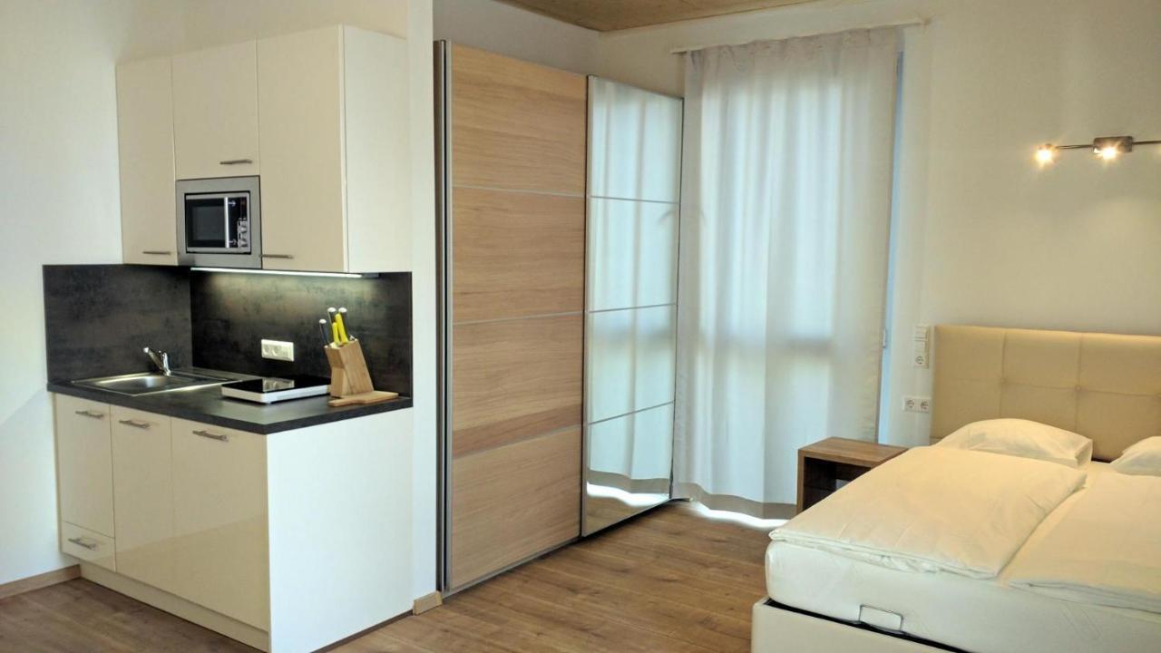 211 Amsterdam, Studio Apartment, 30M2 1-4 Pers Klagenfurt am Woerthersee Exterior foto
